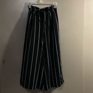 Comfy wide leg pants ✨